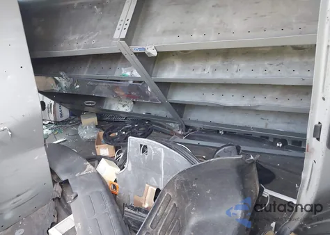 2011 Chevrolet Express 2500 Work Van z USA, uszkodzony, nr VIN 1GCWGFBA8B1137120